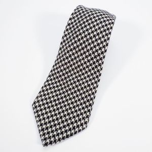 Vintage Burberrys London Wool Houndstooth Tie
